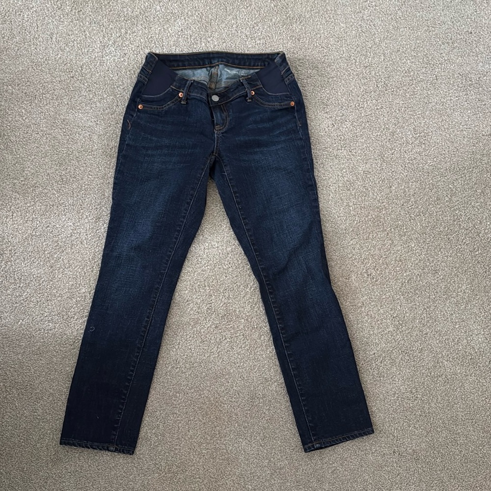 Gap maternity jeans size 25